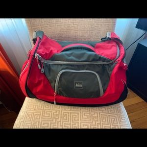 REI gym bag